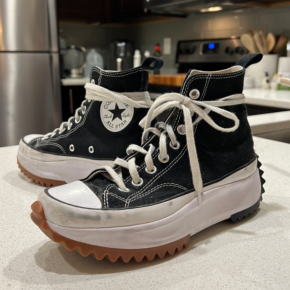 Converse run star hike